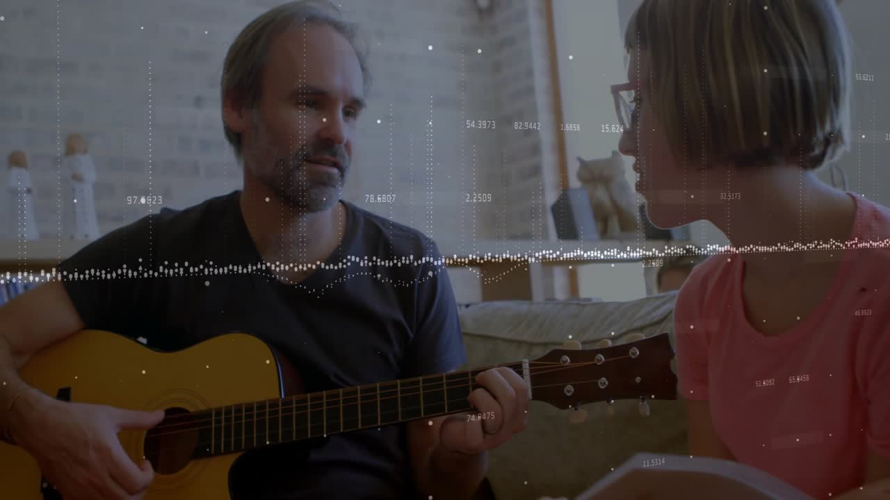 Forælder spiller guitar og klimprer for at undervise i musik, barn synger fra notesbog med pulserende bølgeform