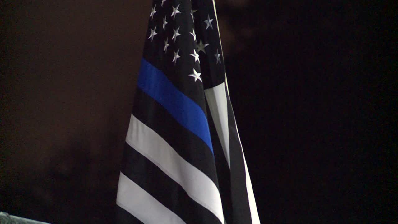 FALLEN OFFICER THIN BLUE LINE BLACK AMERICAN FLAG