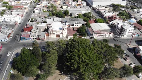 Vista-Desde-El-Cielo-De-Una-Colonia-Popular-En-La-Ciudad-De-Tepic-En-Nayarit,-Mexico