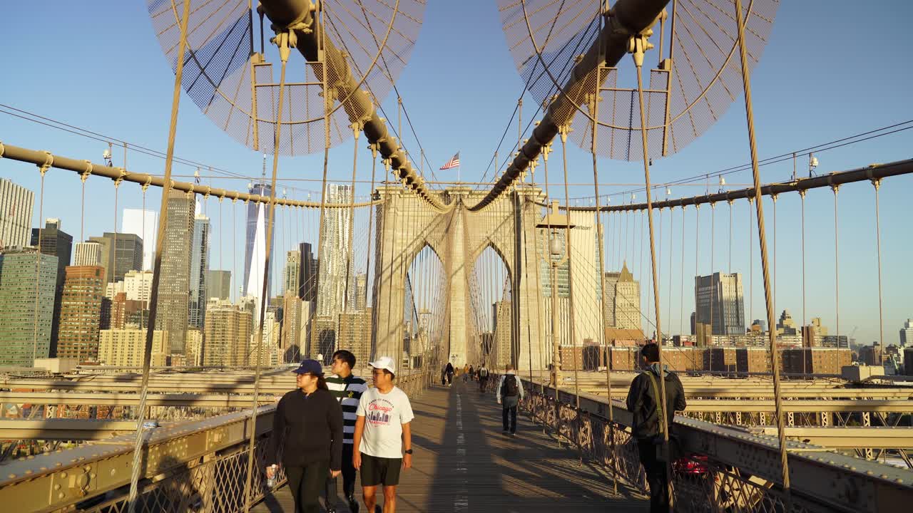 Brooklyn Bridge is a large-scale steel and stone cable-stayed suspension bridge in New York