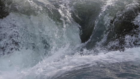 Iceland-Waterfall-Flowing-in-Daylight