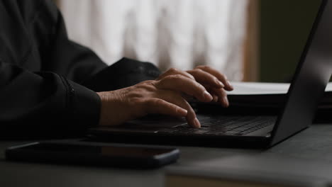 woman working on a laptop