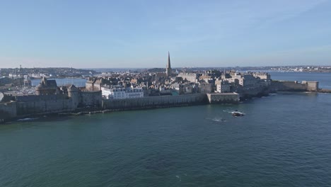 intra muros, saint-malo cityscape
