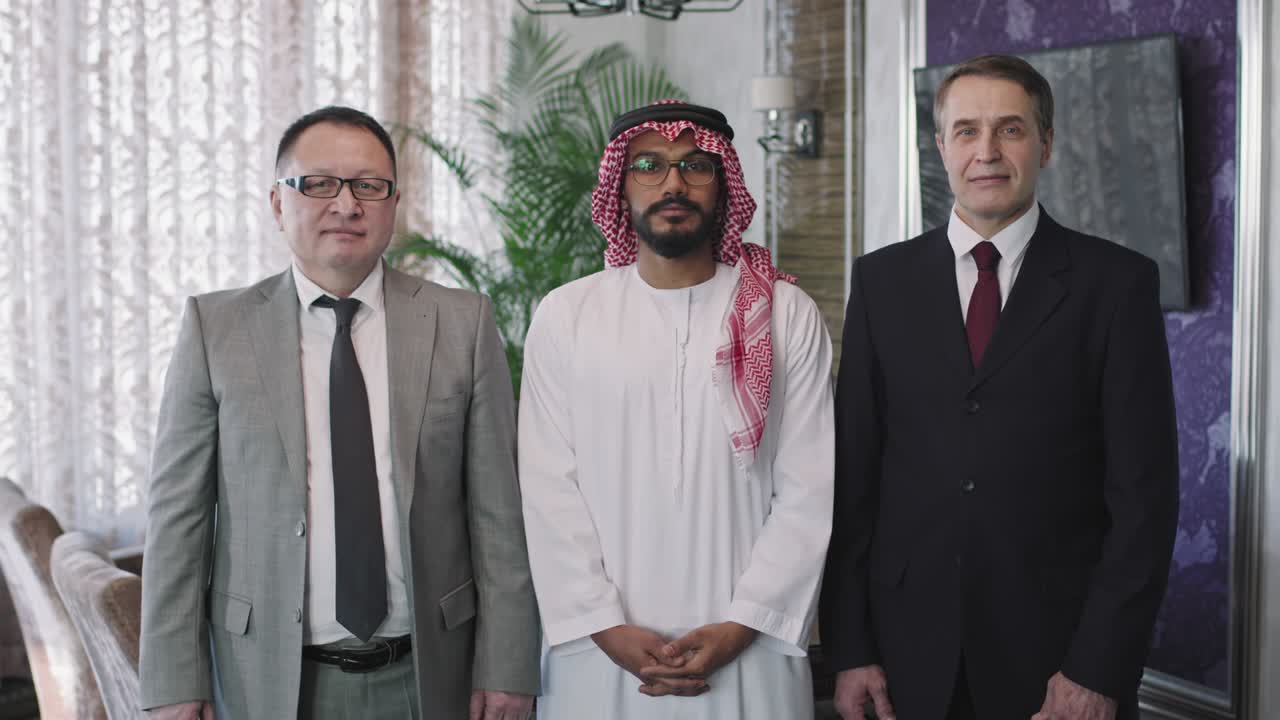 retrato de los ministros de relaciones exteriores multiétnicos