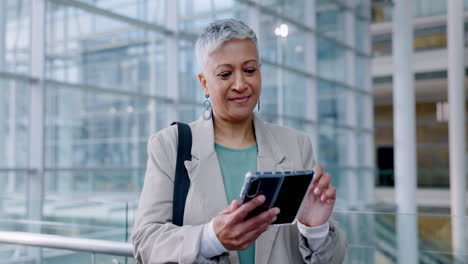 Smartphone,-business-and-senior-woman-in-office