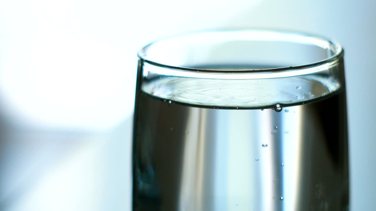 탄산 미네랄 워터 음료 컵