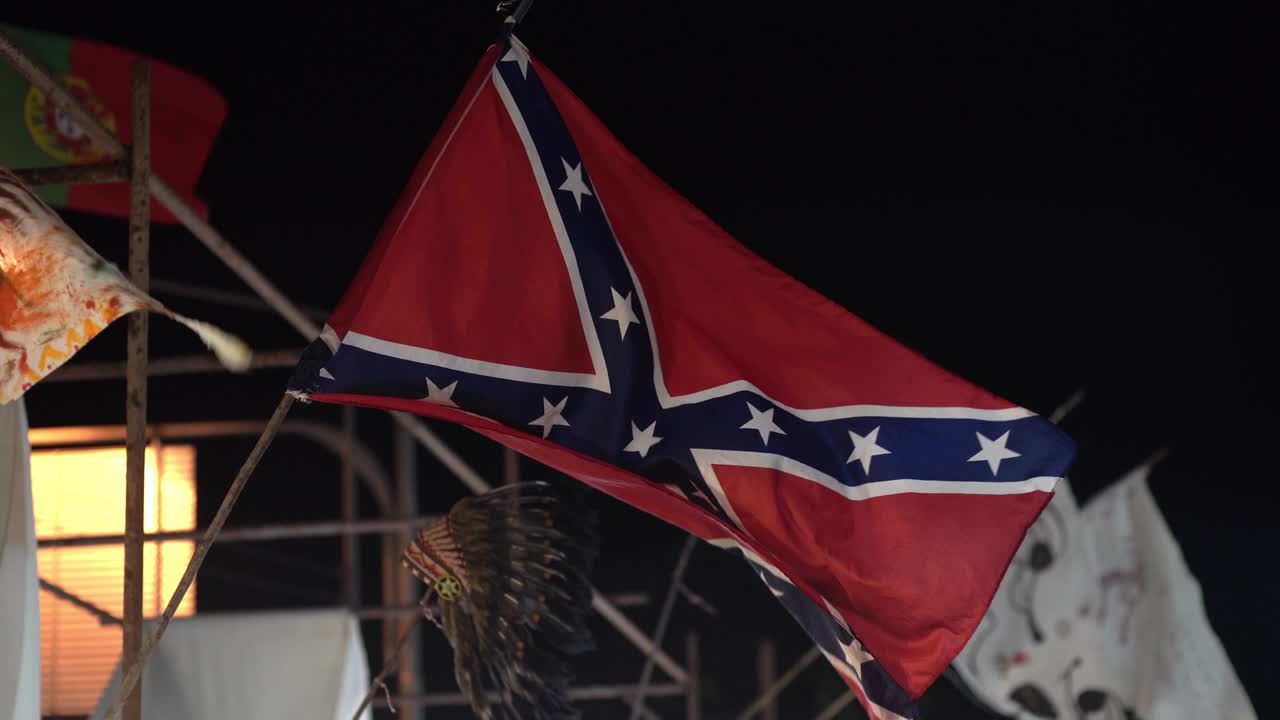 아메리카 원주민의 축제에서 아메리카 인디언 문화의 속성