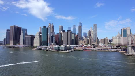 September-2021---4K-aerial-of-lower-Manhattan-from-the-East-River,-NYC,-USA