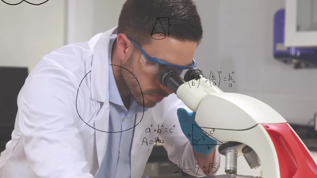 animación de ecuaciones matemáticas sobre un científico caucásico usando el microscopio