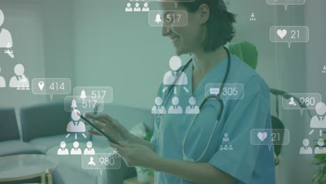animación de iconos médicos y procesamiento de datos sobre una doctora caucásica