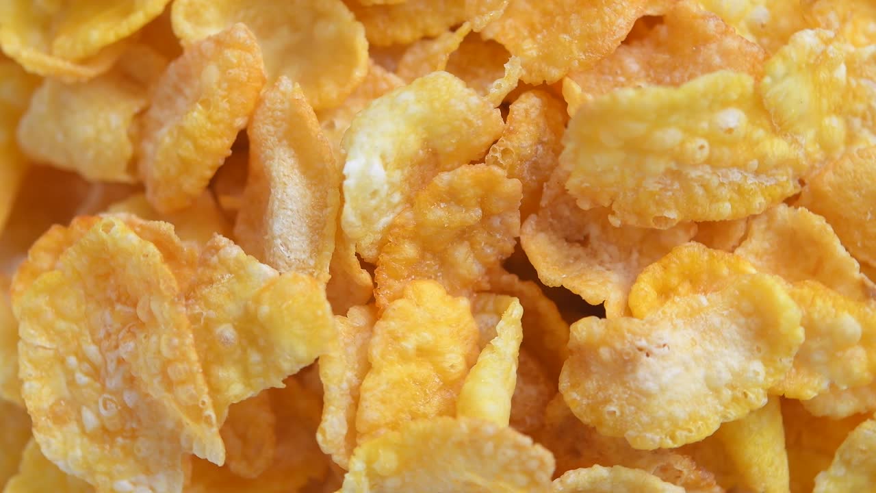 옥수수 어리 무더기 회전