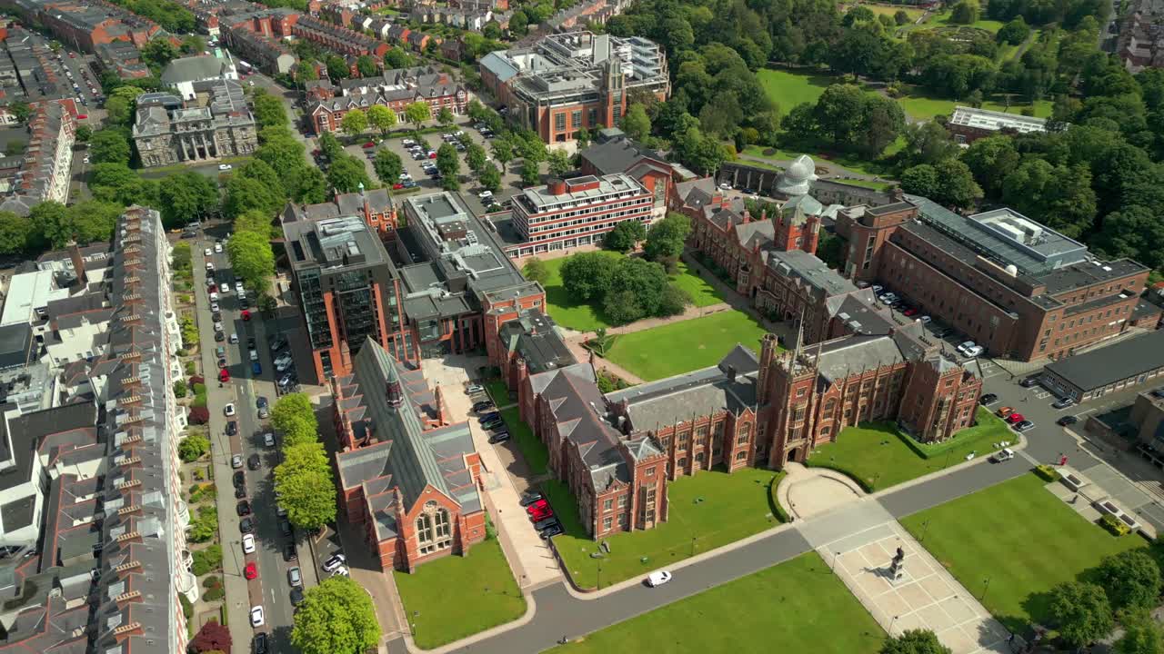 Overhead aerial video of Queen's University Belfast and Botanic Gardens on a bright and sunny day. Produced at 4K resolution, 60FPS and with Rec709 color.
