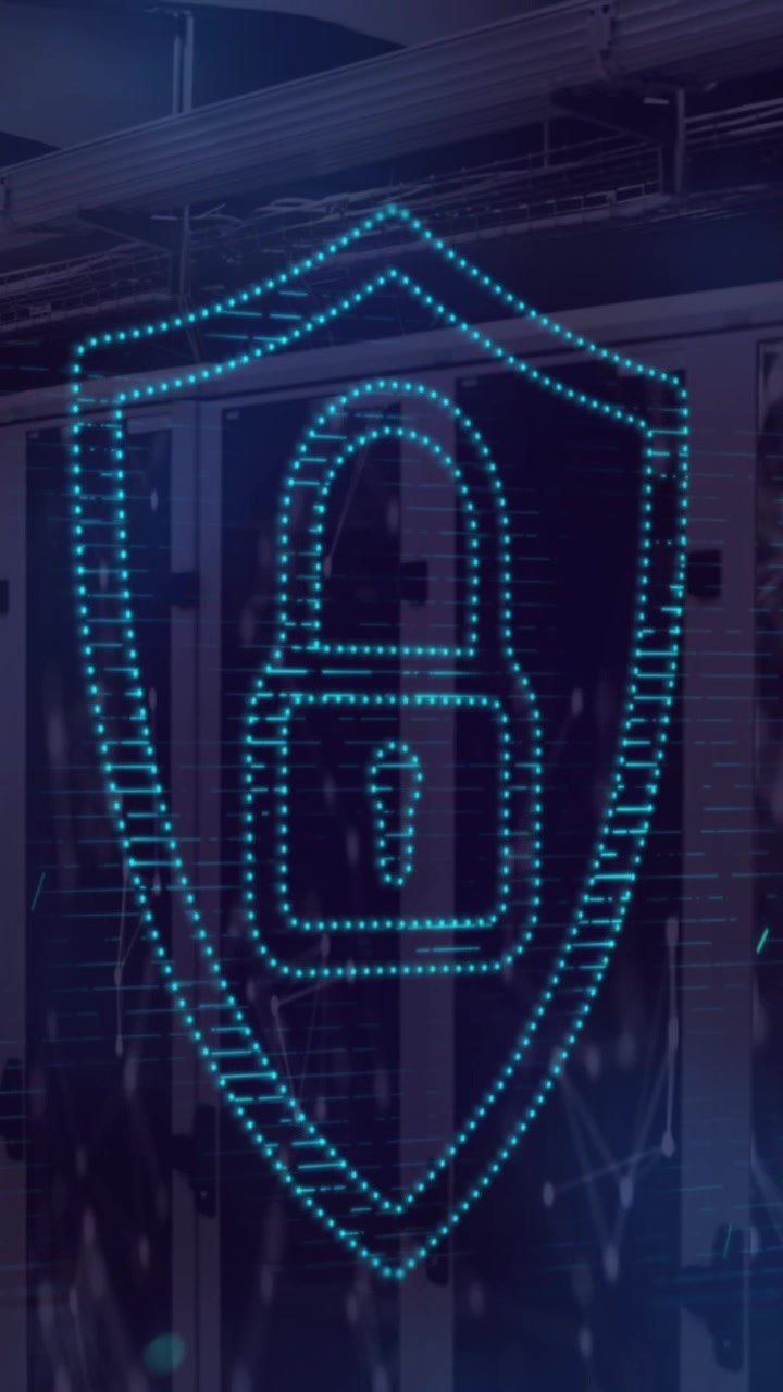 Animazione di icona lucchetto di sicurezza su rete di connessioni su sfondo sala server di computer