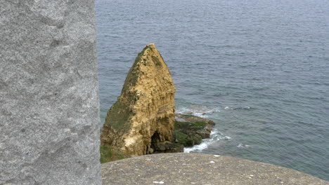 vista de pointe du hoc vista do memorial do guarda florestal americano