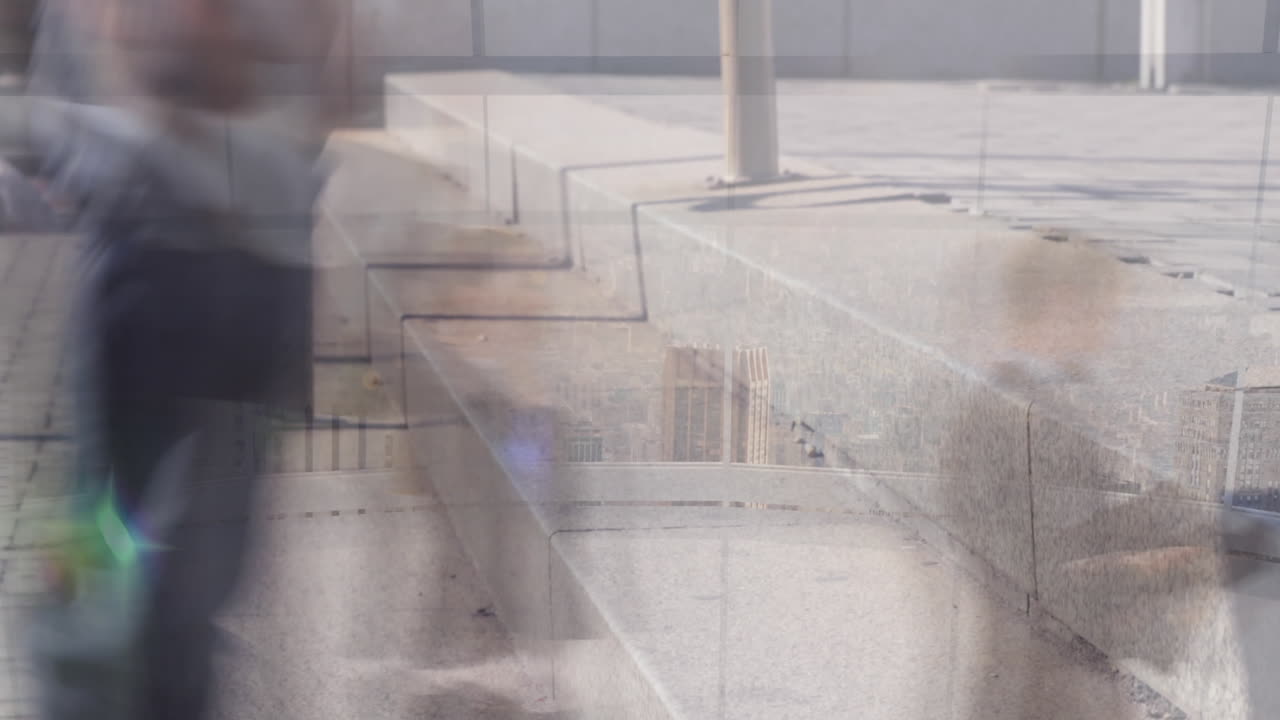 도시 거리 4k에서 바쁜 통근자