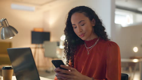 mujer de negocios, trabajo nocturno