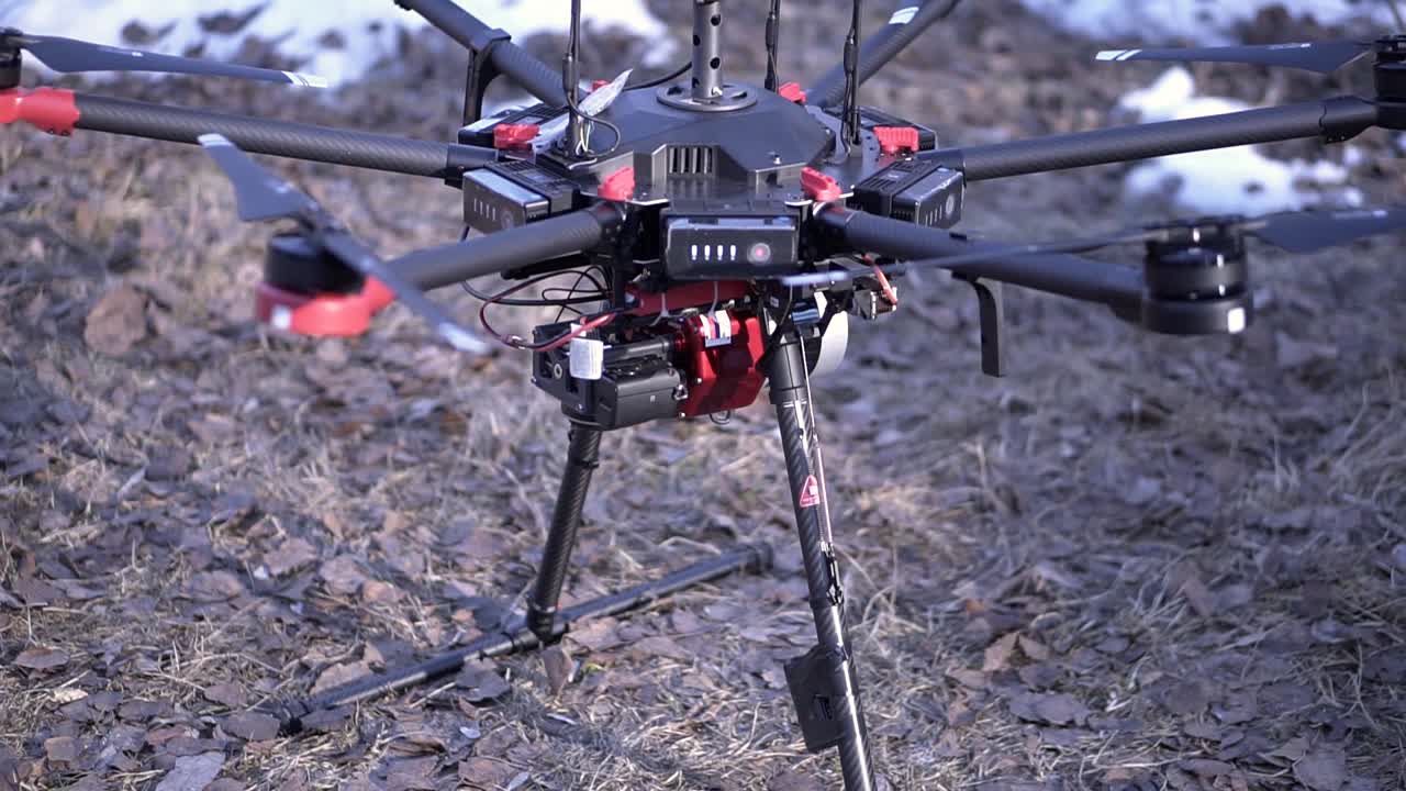 dron en el suelo en invierno