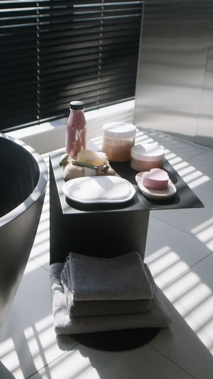 Modern Spa Bathroom with Luxury Amenities