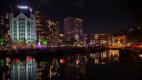 Alter-Hafen-Von-Rotterdam---Herbstnacht