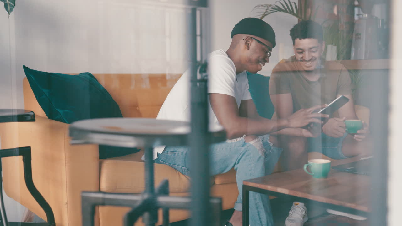 그냥 커피를 마시고 멋진 걸 만들고 싶어요