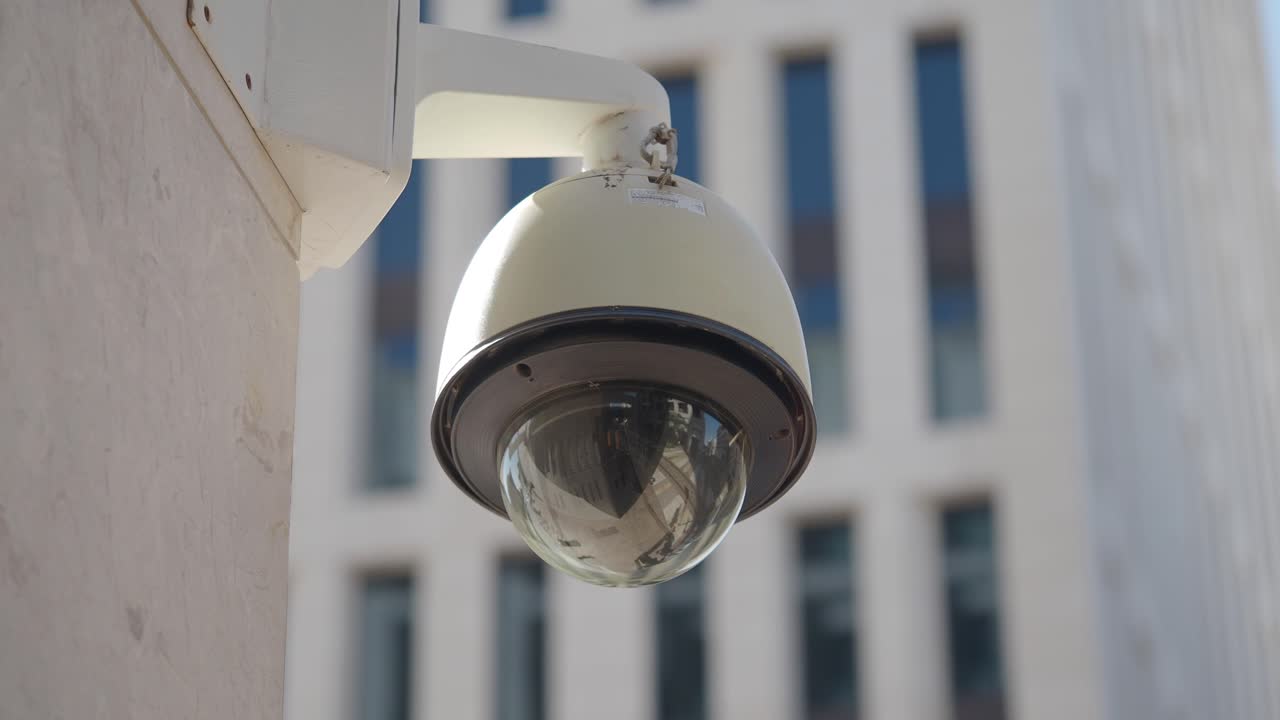 Camera di sicurezza sull'edificio