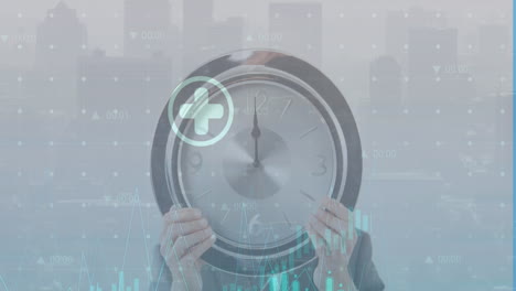 animación del procesamiento de datos sobre manos con reloj