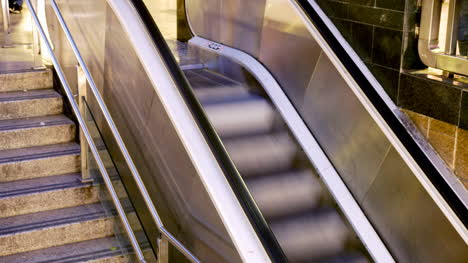 escalera mecánica rápida 02