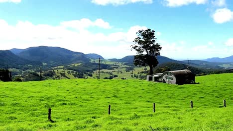 vista a la montaña en el campo en australia