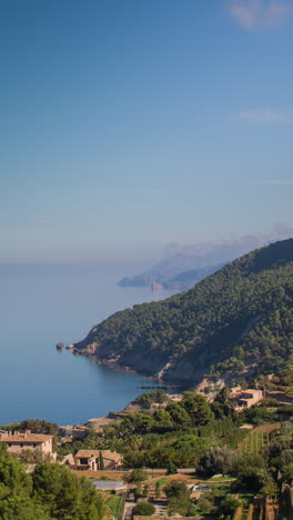 Meer-Und-Himmel-In-Mallorca,-Spanien-In-Vertikaler