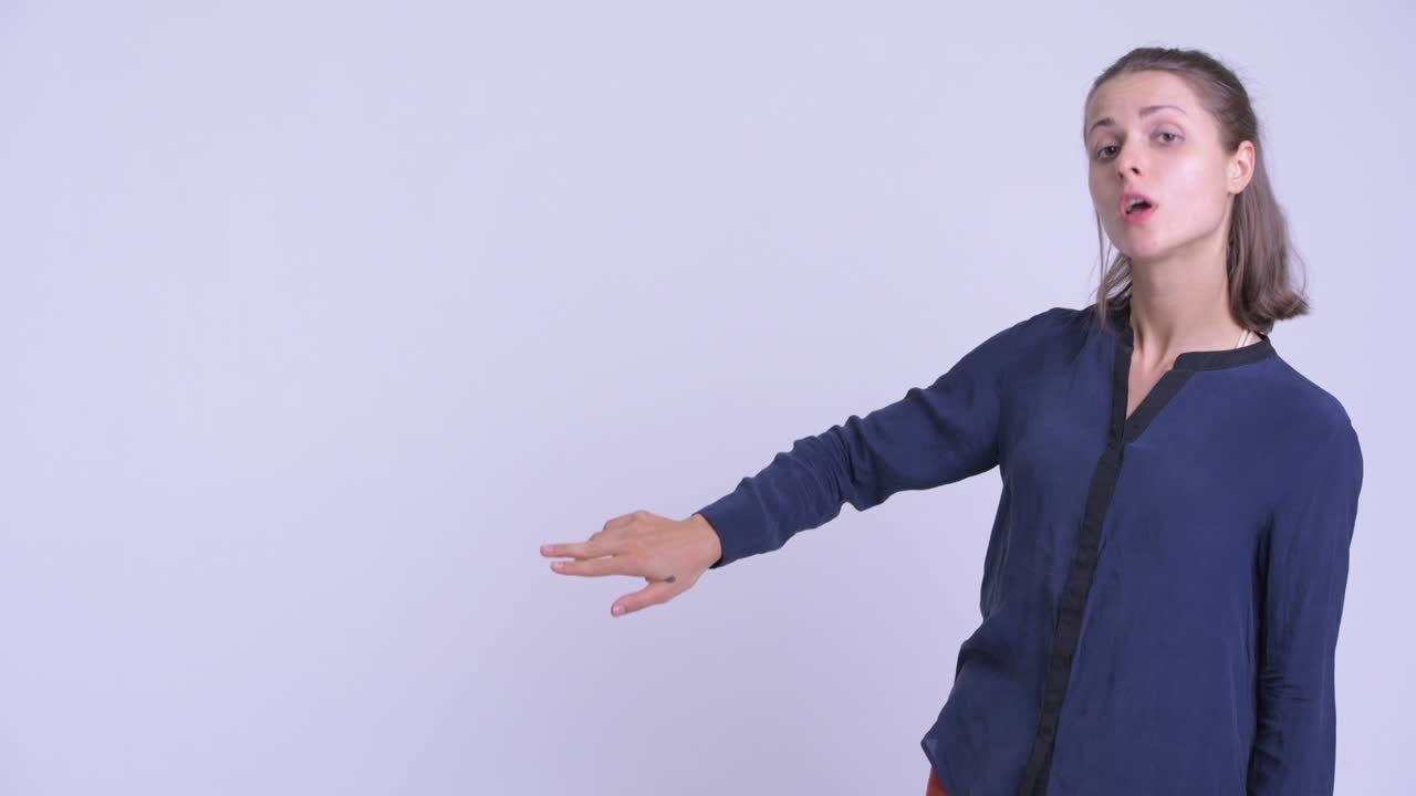 젊은 아름 다운 실업