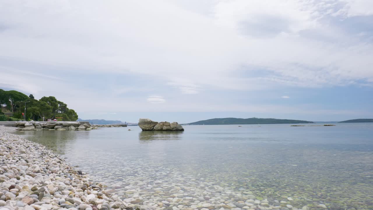 The shoreline of Kaštel Lukšić, Croatia, clip 1