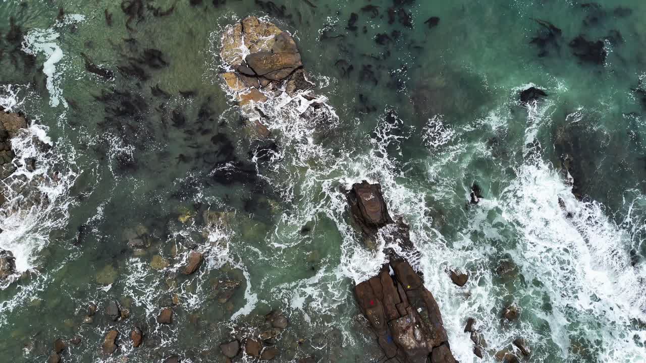 aerial footage captures the rugged beauty of the San Pedro coastline in California