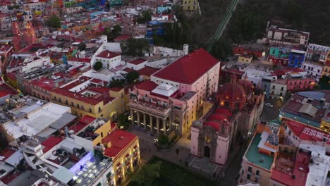 teatro juarez, en guanajuato, mexico. disparo de dron