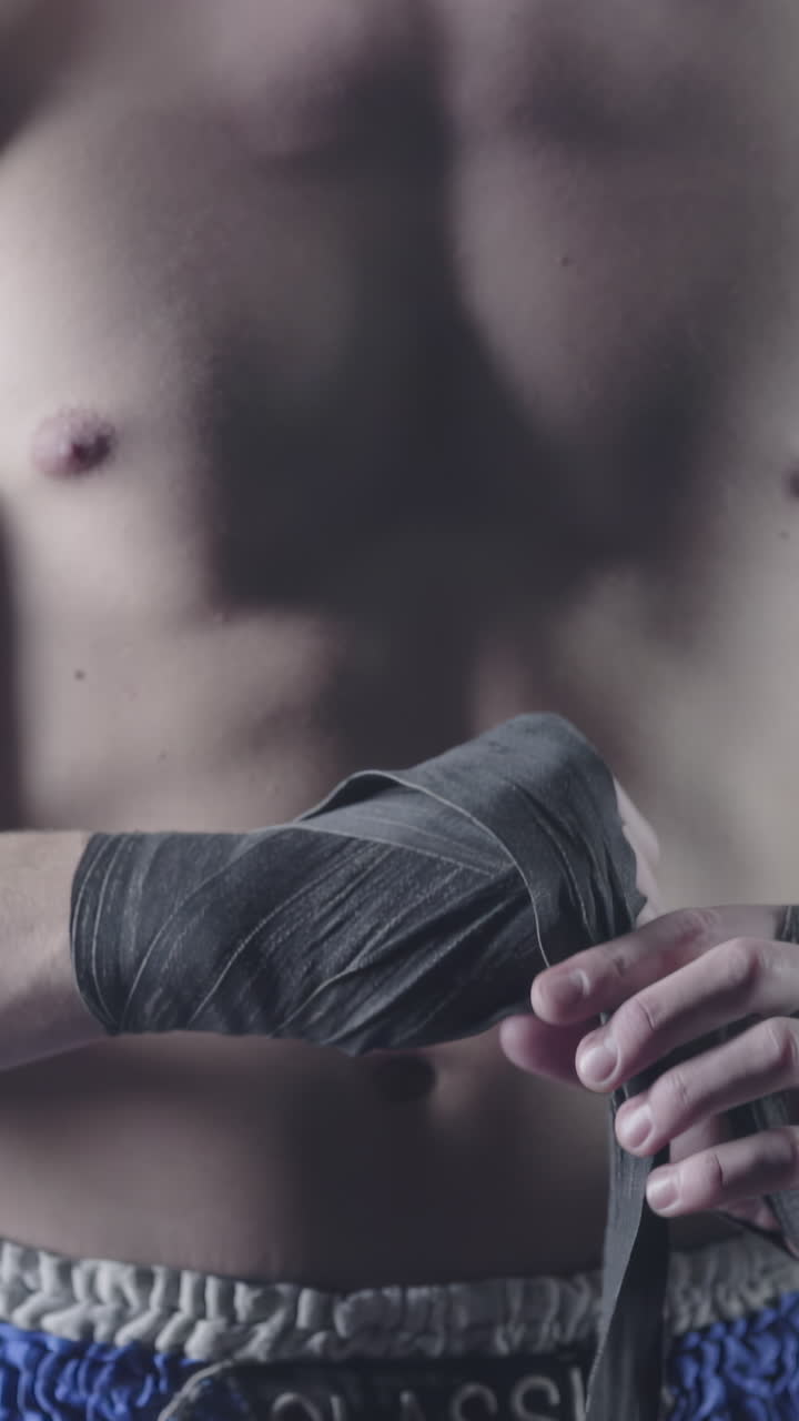 권투 경기 를 준비 하는 사람