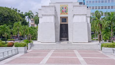 Entrance-door-Altar-of-Homeland-at-Santo-Domingo-in-Dominican-Republic