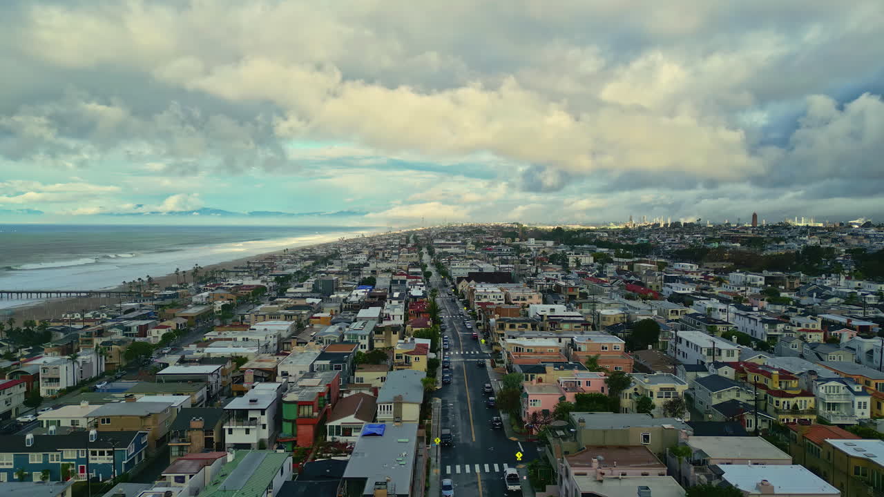 맨해튼 비치 (manhattan beach) 는 미국 캘리포니아 주 사우스 베이 지역에 자리잡은 조용한 피난처입니다.