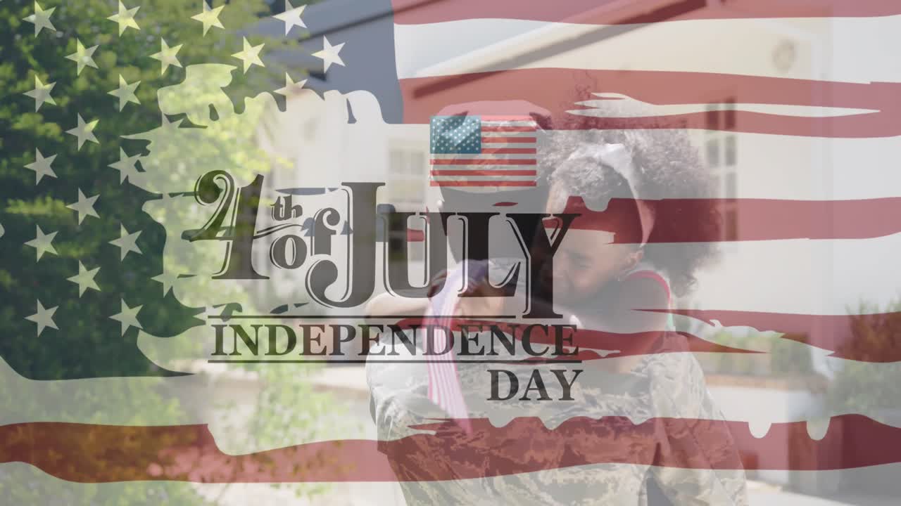 bandera de texto del día de la independencia contra el soldado afroamericano en uniforme su hija