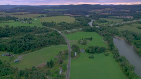 Nineveh,-New-York-on-the-sides-of-the-Susquehanna-river