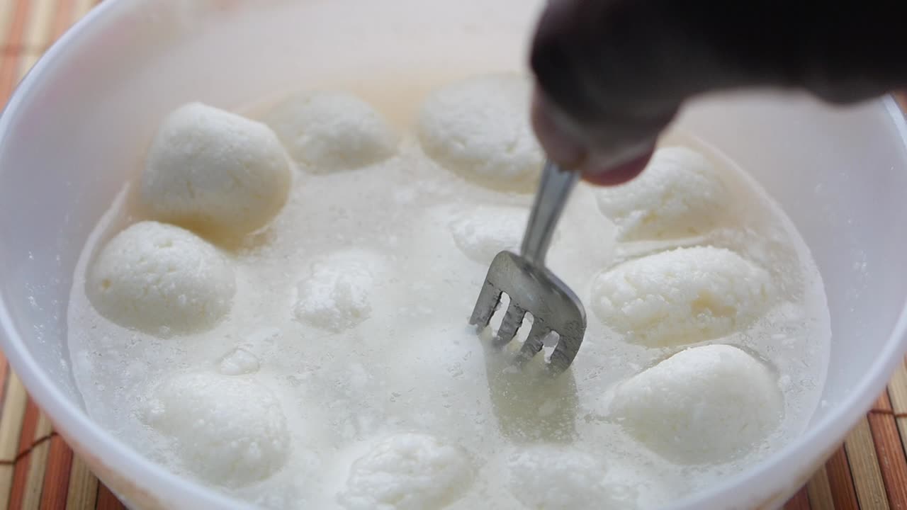 라스구라: 인기 있는 인도 과자