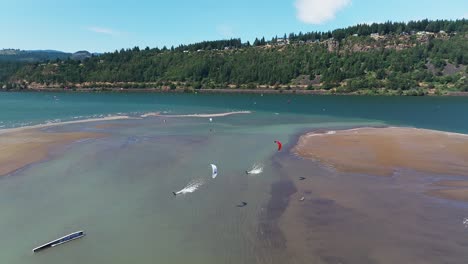 Hood-River-Kitesurf-En-El-Desfiladero-Del-Río-Columbia-Kiteboarding-Hood-River-Oregon