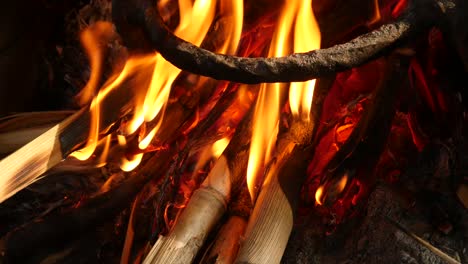 Firewood-burning-for-cooking-in-Nepal