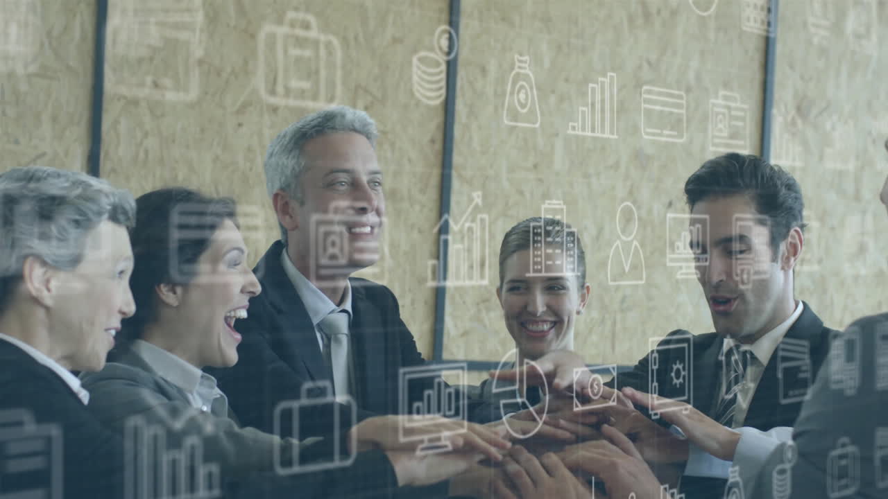 animación del procesamiento de datos sobre diversas personas de negocios en la oficina