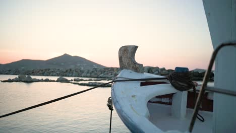 Capturando-La-Puesta-De-Sol-En-La-Isla-De-Paros.