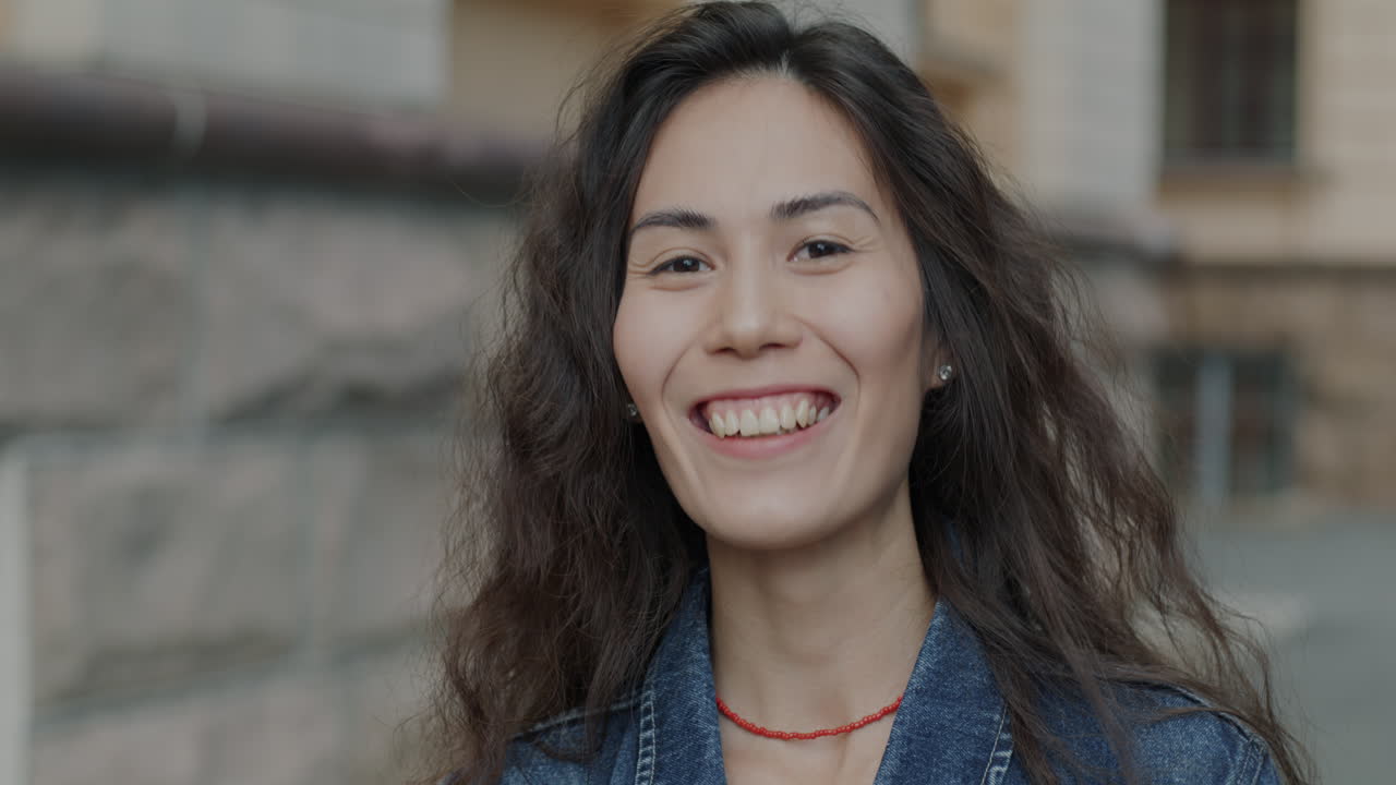 retrato de mujer sonriente