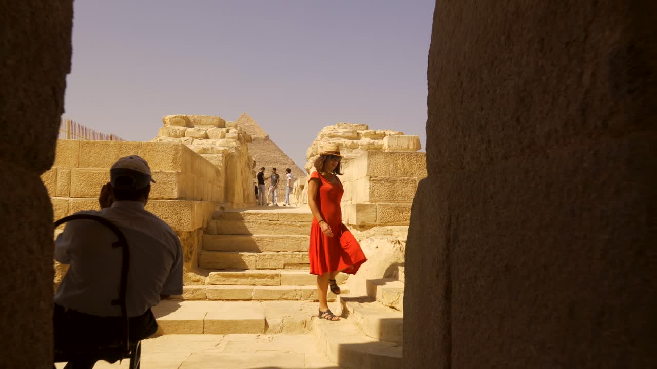 Esplorare le piramidi e la Sfinge di Giza