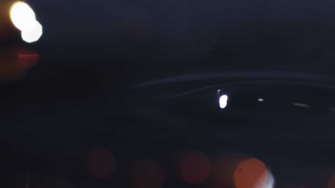 기름에 기포를 닫습니다