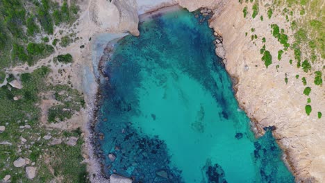 -Aerial-Top-View-Of-The-Azure-Lake,-Tramuntana-Mountains,-Majorca,-Mallorca