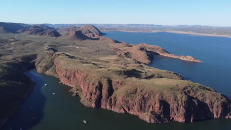 阿吉爾湖 (lake argyle) 是西澳大利亞最大的淡水水庫,也是澳大利亞第二大的人造水庫.