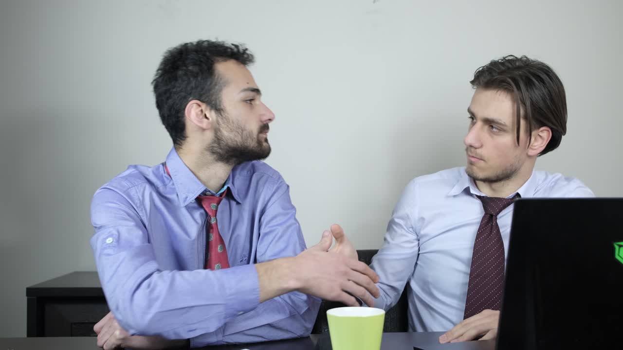 compañeros de trabajo que se ocupan del proyecto