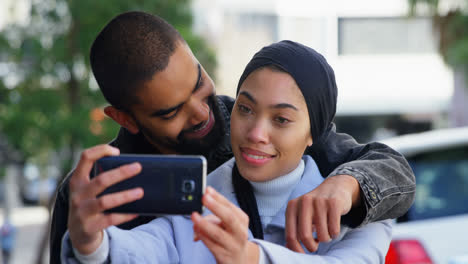 Paar-Macht-Selfie-Mit-Mobiltelefon-4k